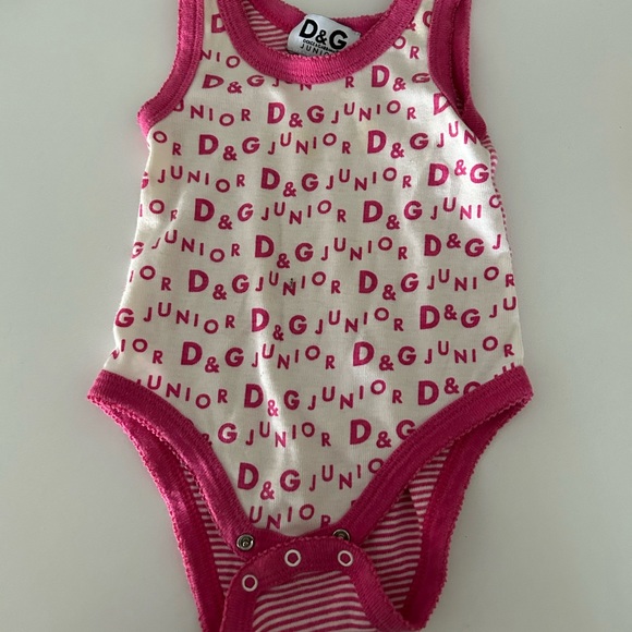 DOLCE & GABBANA baby blanket and onesie - Picture 7 of 9